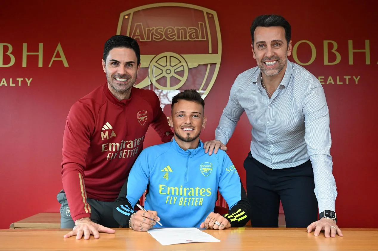 Arsenal anuncia renovação de jogador que recusou convocação para amistoso contra o Brasil