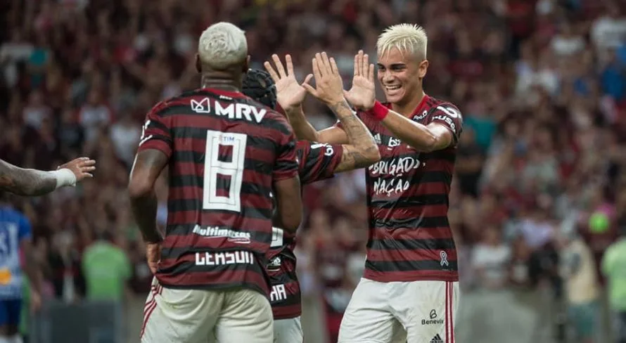 Flamengo especula volta de campeão da Libertadores em 2019