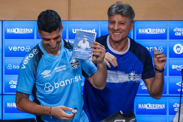 Com Renato Gaúcho e Luis Suárez, Farid elege seleção do Grêmio de todos os tempos
