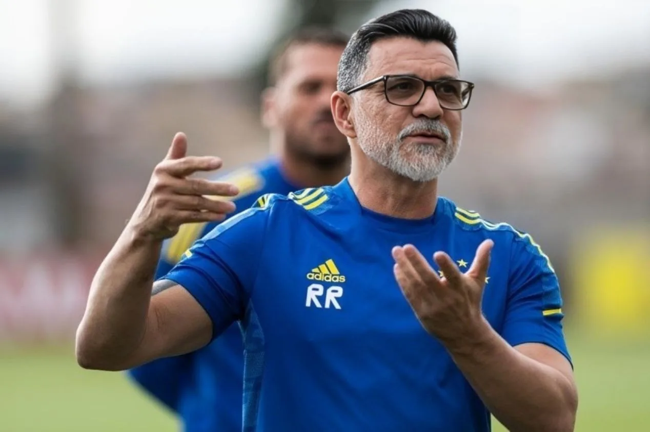 Ricardo Rocha aponta decepção com time no Brasil em 2024: “Covarde”