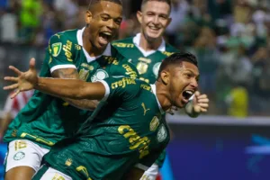 Palmeiras vence o Botafogo-SP e garante liderança geral do Paulistão