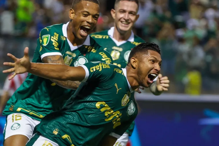 Palmeiras vence o Botafogo-SP e garante liderança geral do Paulistão