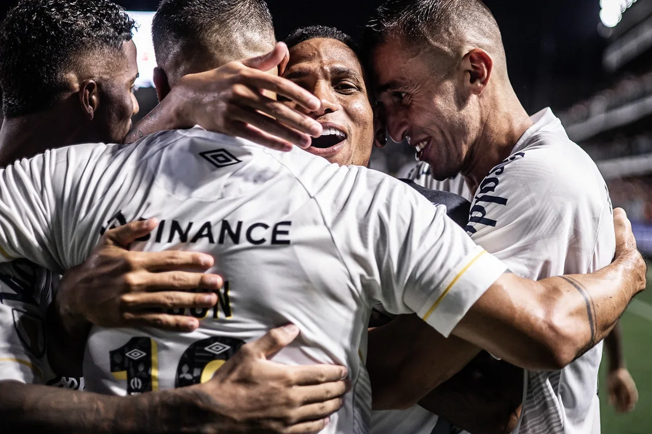 Sormani aponta dois jogadores do Santos que caíram de produção no Paulistão