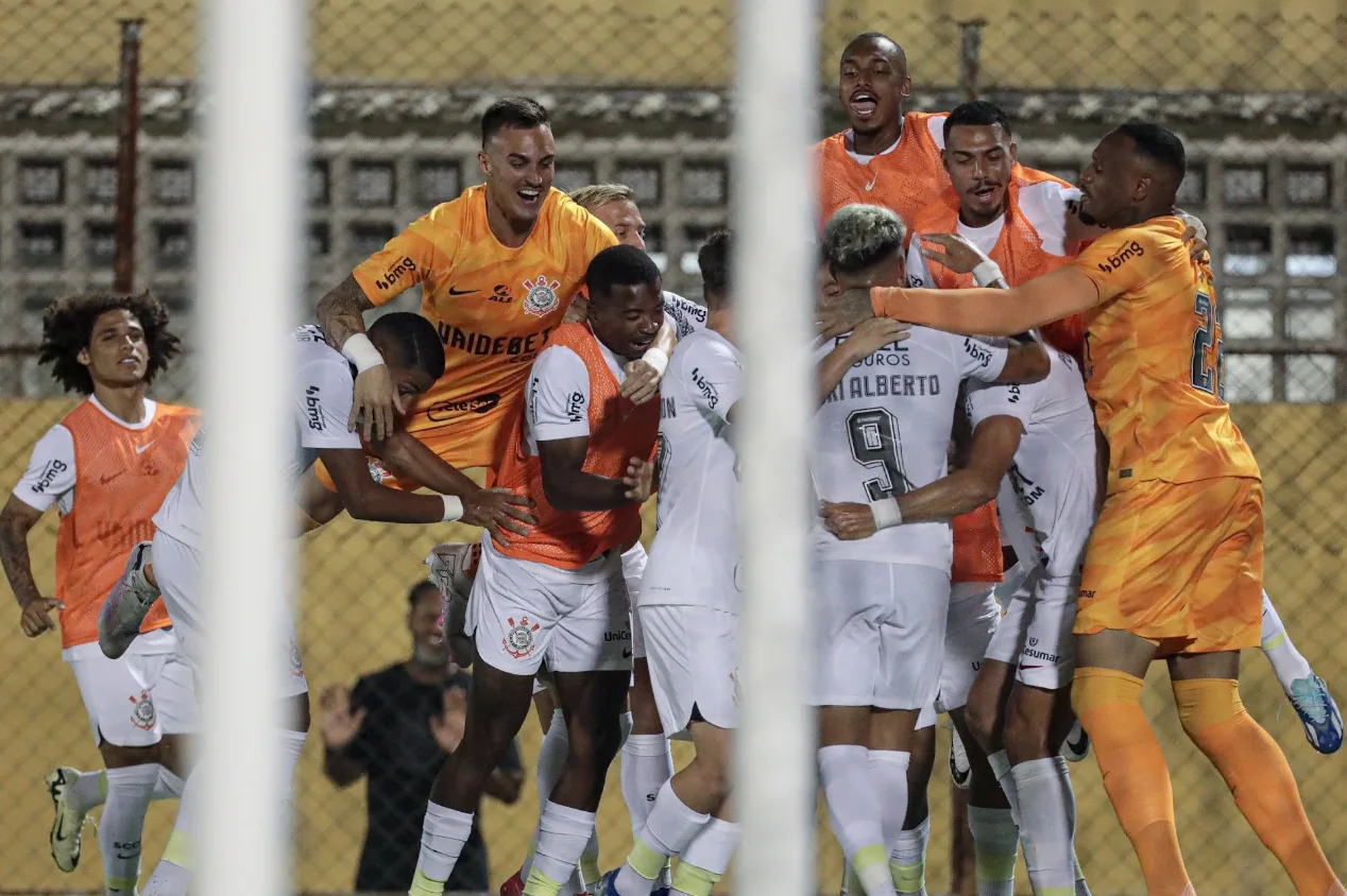 Mano dispara contra árbitro de São Bernardo x Corinthians na Copa do Brasil: “Limitado”