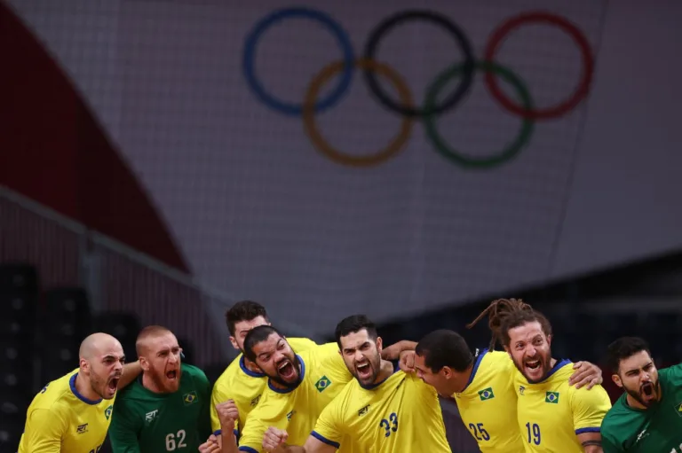 Seleção brasileira de handebol busca vaga nas Olimpíadas; veja detalhes