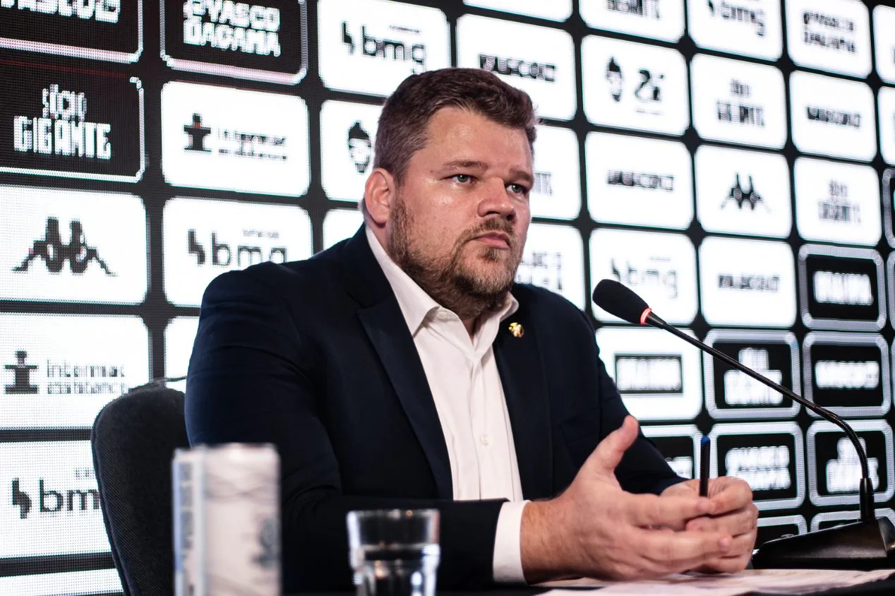 Silas aponta erro do Vasco após demissão: “Tiro no pé”