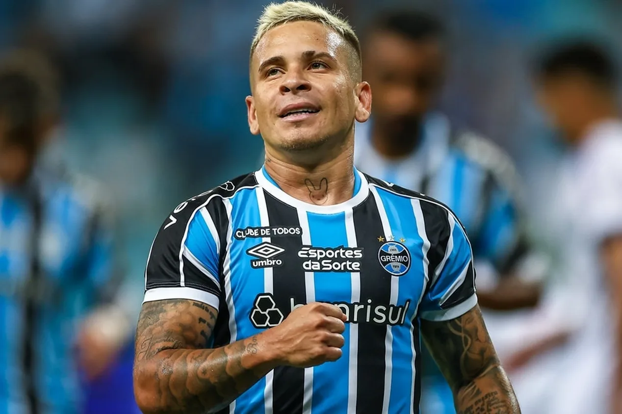 Com possível retorno de Soteldo, veja as opções de Renato Gaúcho para escalar o Grêmio