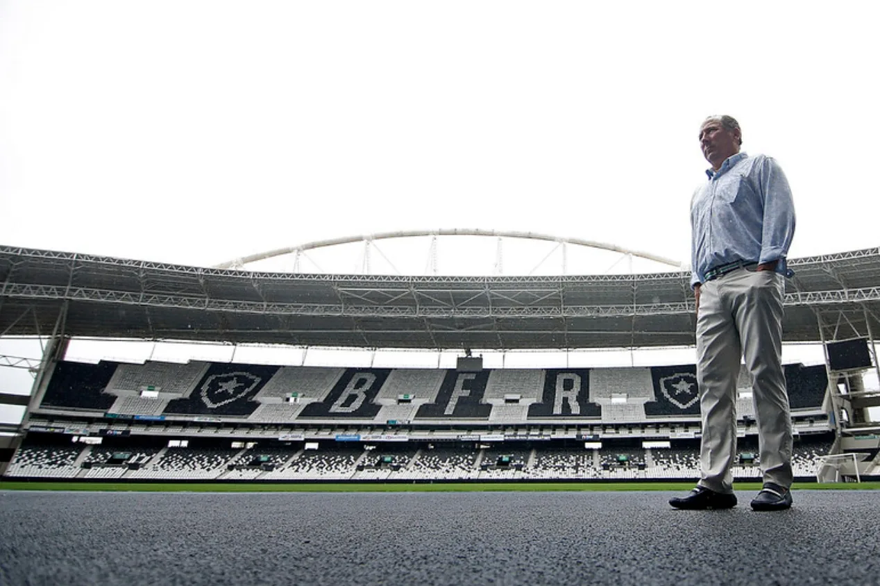 Procurador do STJD aponta o que acontecerá se acusações de John Textor forem falsas