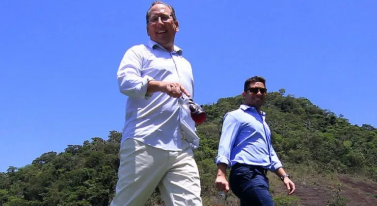 Botafogo busca nome fora dos holofotes para substituir Tiago Nunes