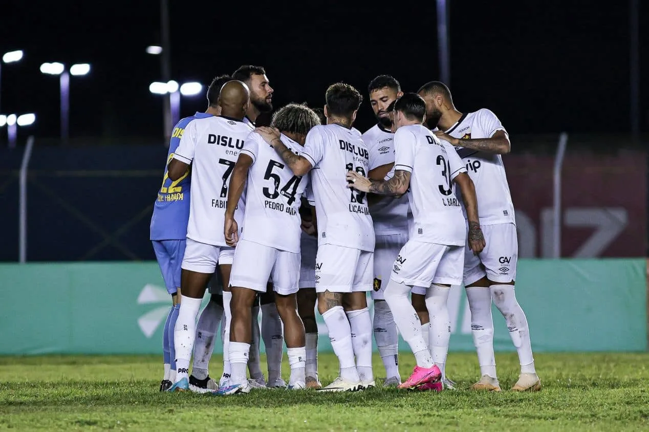 Zagueiro do Sport é desfalque por lesão séria no joelho