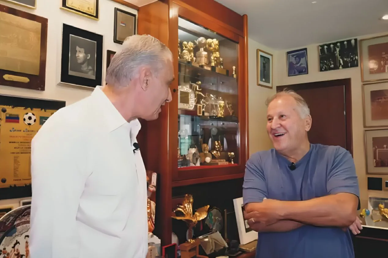 Tite coloca Zico acima de dois craques históricos: “Mais completo”