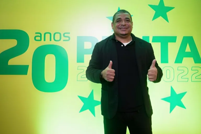 Vampeta elege craque do futebol brasileiro que mais se impressionou: “Melhor que Ronaldo”