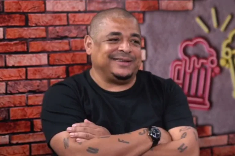 Vampeta reforça top-5 dos maiores jogadores do futebol brasileiro