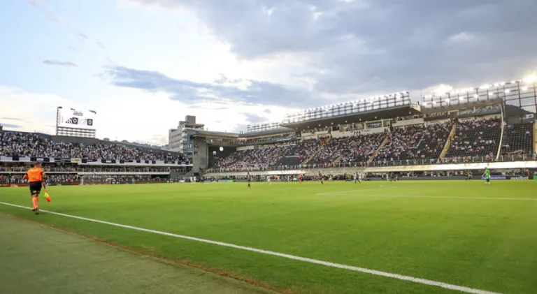 Craque Neto e Sormani indicam time rebaixado em 2025: “Cumprindo a cartilha”