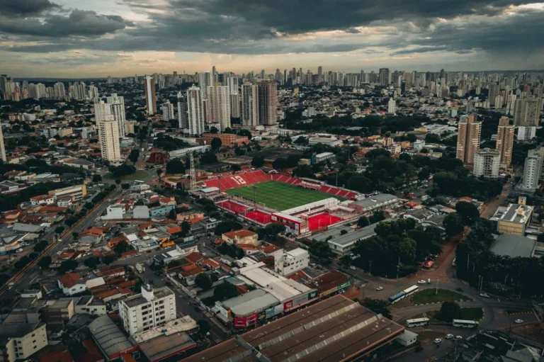 Vila Nova x Goiás: onde assistir ao clássico da Copa Verde