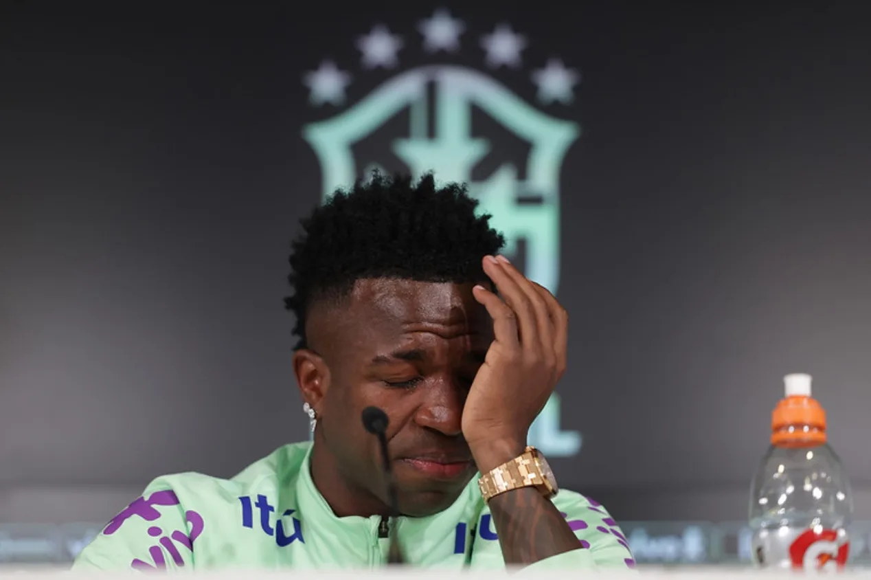 Luis Rosa detona atitude da CBF em coletiva de Vinícius Júnior: “Na cova dos leões”