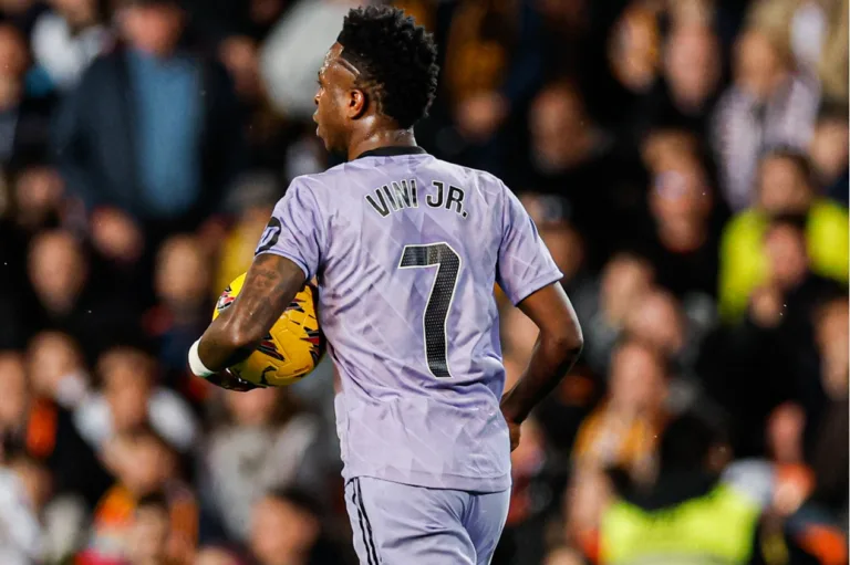 Com Vinícius Júnior em segundo, veja maiores artilheiros brasileiros do Real Madrid