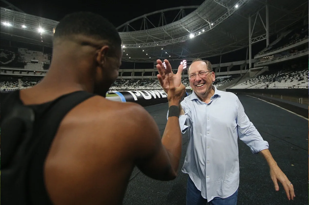 Wanderley Nogueira analisa impactos de acusações de John Textor contra a arbitragem brasileira