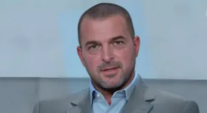 Zé Elias monta possível G-6 no Brasileirão 2024: “Campeonato vai ser muito difícil”