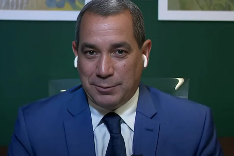 Zinho elege time poderoso do futebol brasileiro: “Impressionante”