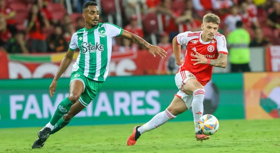 Zinho diz que o Internacional “deu vexame” no Brasil em 2024: “Vergonha”