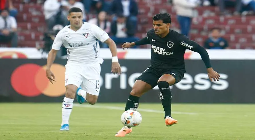 Altitude ‘ajuda’ e LDU faz o primeiro contra o Botafogo na Libertadores; assista