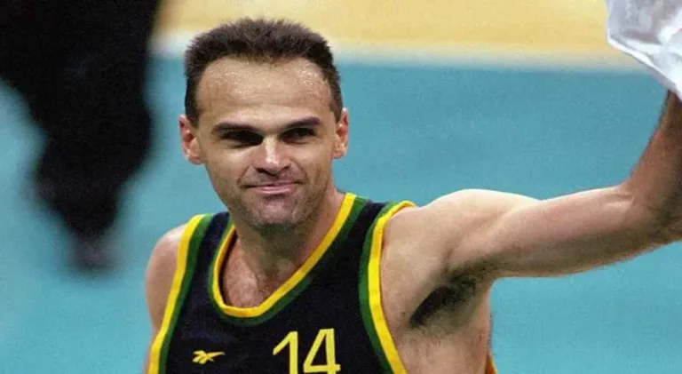 Oscar Schmidt rejeitou a NBA para representar a seleção brasileira em Jogos Olímpicos; relembre