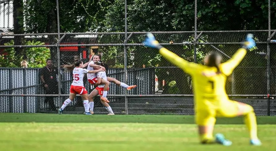 Flamengo sofre com a marcação, mas garante empate contra o Red Bull Bragantino