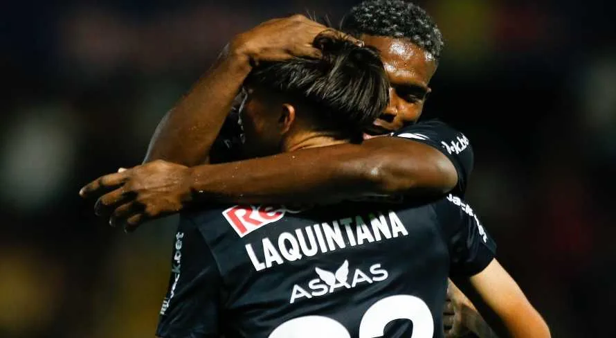 Mais ofensivo, Red Bull Bragantino marca o primeiro contra o Vasco; assista