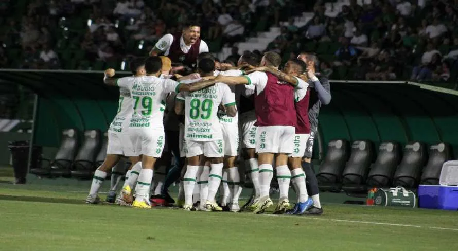 Chapecoense vence o Guarani e engata segundo triunfo consecutivo no Brasileirão Série B