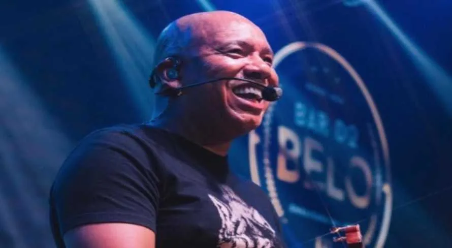 Flamenguista, Anderson, do Molejo, embalou a torcida do Vasco; relembre