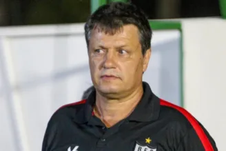 Adilson Batista, técnico de futebol