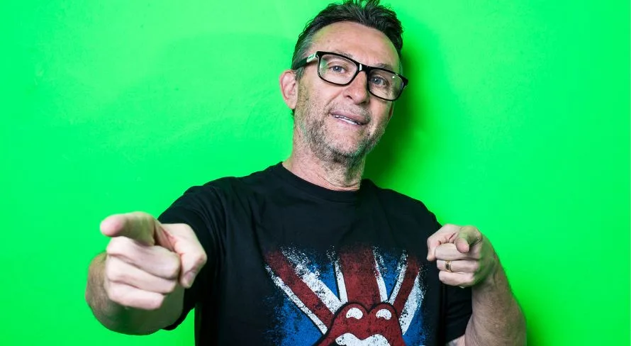 Craque Neto estreia em novo horário no Apito Final da Band