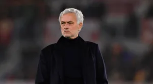 Arnaldo Ribeiro cita sondagem do SPFC a José Mourinho