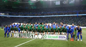 Arnaldo Ribeiro crava jogador insubstituível no elenco do Palmeiras