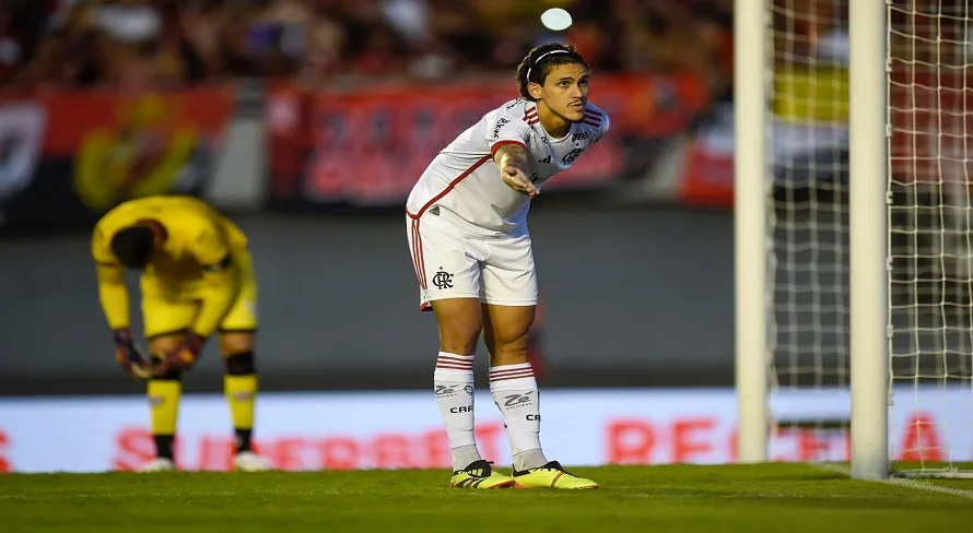 Arnaldo vê Flamengo e Palmeiras favoritos, mas elege surpresa no Brasileirão Série A