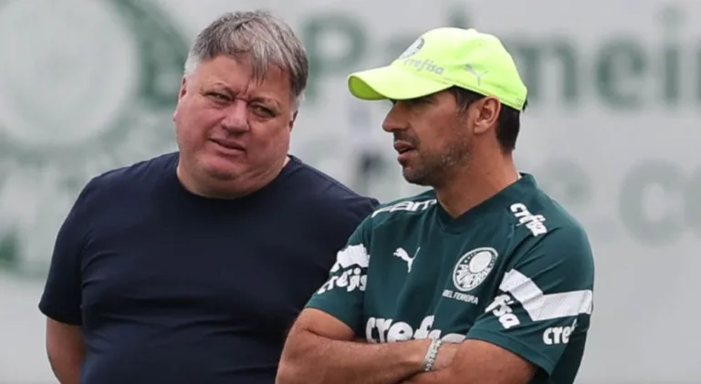 Vampeta prevê duas vendas astronômicas no Palmeiras: “Paga o estádio do Corinthians”