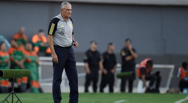Mauro Cezar cobra Tite e jogadores do Flamengo: “Mais vergonha na cara”