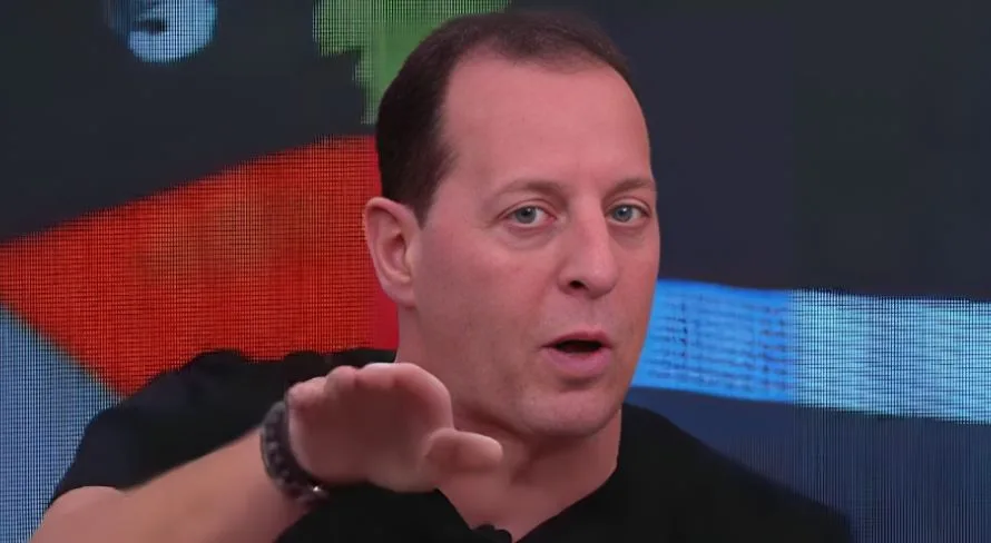 Benja elege “máquina” no futebol brasileiro e aponta pipocada em 2024