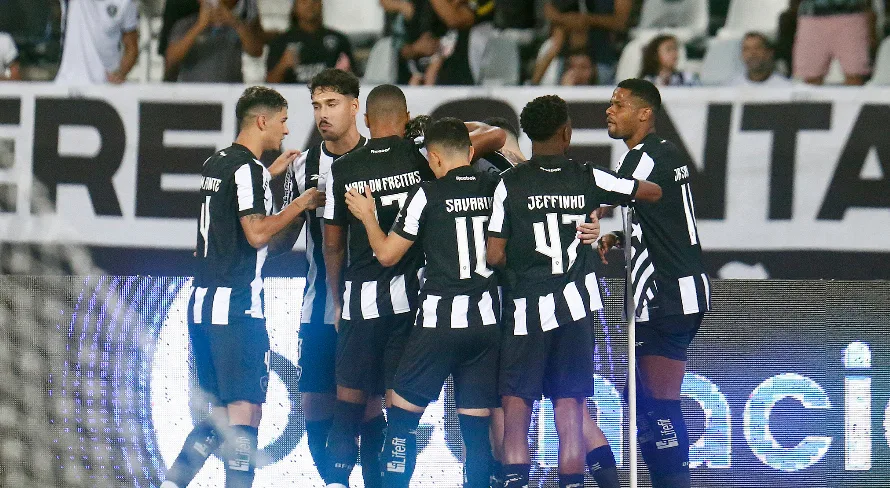 Botafogo aplica goleada no Juventude e entra no G-4 do Brasileirão Série A