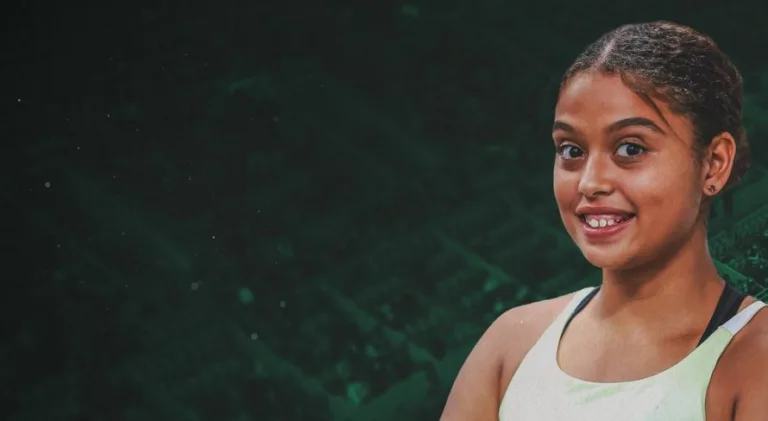 Brasileira de 14 anos é campeã de seletiva para o juvenil de Roland Garros