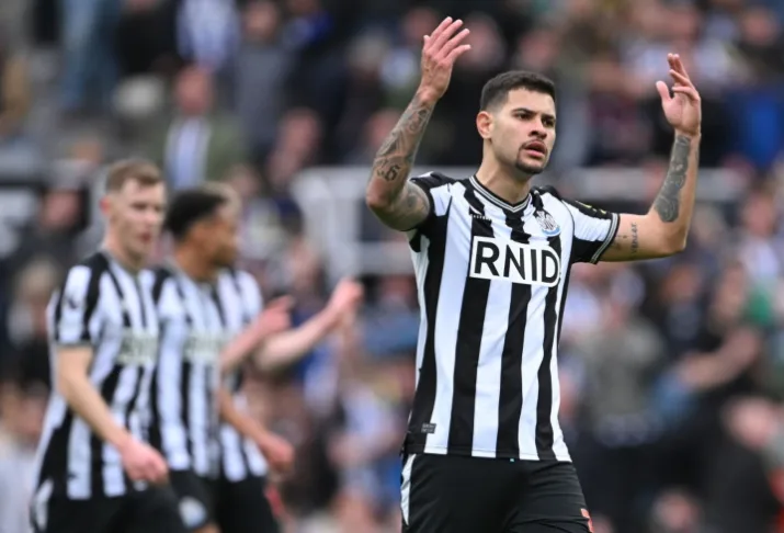 Destaque do Newcastle na Premier League, Bruno Guimarães é alvo de Arsenal e Manchester City Destaque do Newcastle na Premier League, Bruno Guimarães é alvo de Arsenal e Manchester City