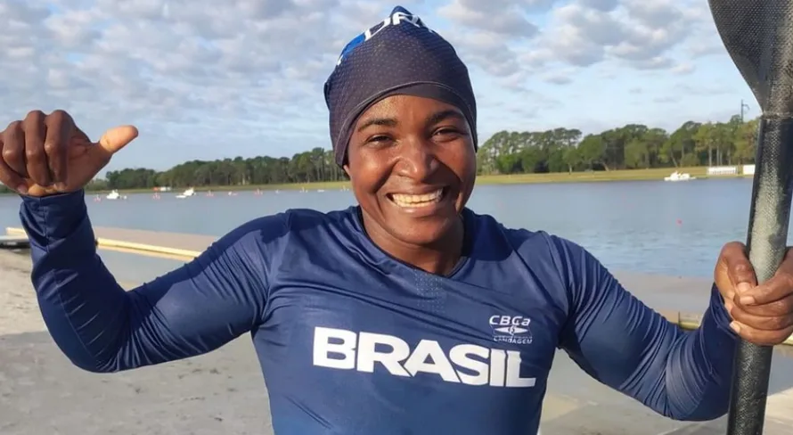 Canoagem feminina brasileira conquista primeira vaga para as Olimpíadas de sua história