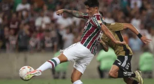 Cano fala sobre período complicado sem jogar no Fluminense: “Agradeço a todo o departamento médico”