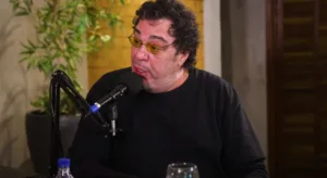 Casagrande indica técnico que tem o time na mão no Brasil: “Organizou a equipe”