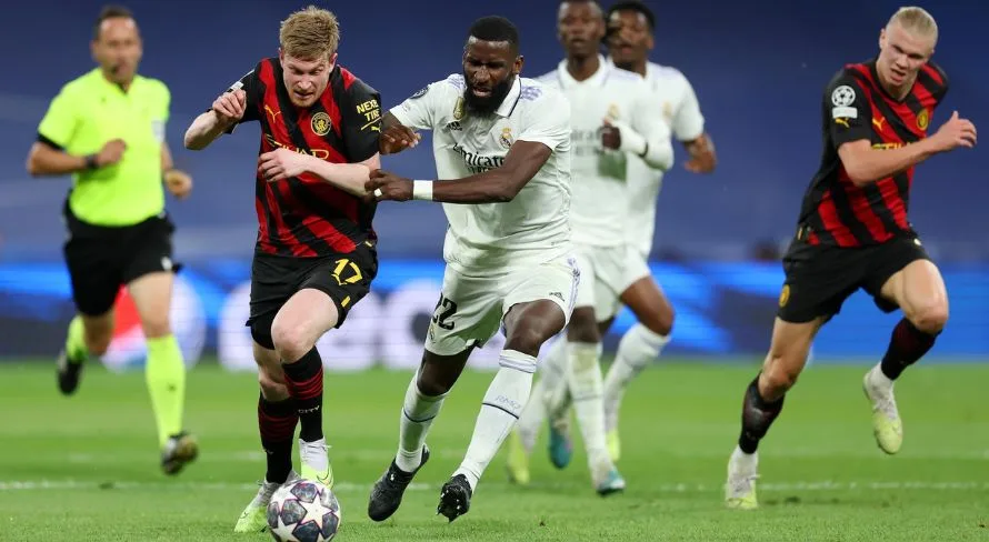 Casagrande descarta Real Madrid e elege melhor time do mundo