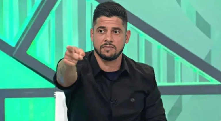 Cicinho aponta campeões do Paulistão, Mineiro e Gauchão com surpresas