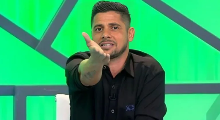 Cicinho aponta time mais difícil de ser batido no Brasil hoje