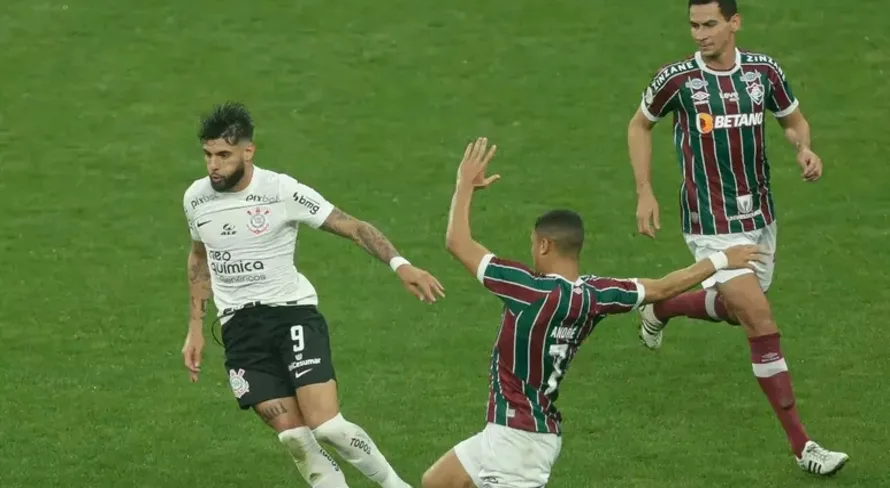 Corinthians e Fluminense se enfrentam hoje duas vezes; veja detalhes