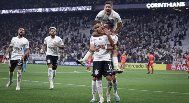 Flavio Prado sugere eliminação e indica futuro Corinthians no Brasileirão Série A